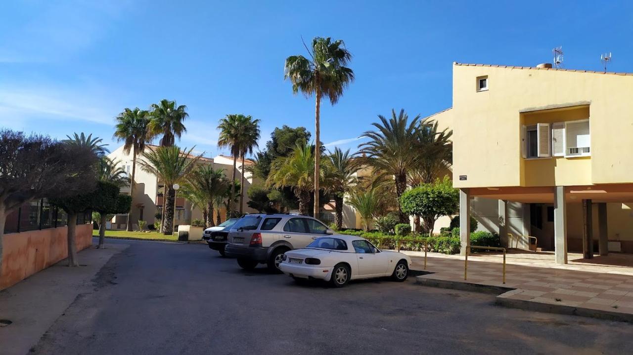Atractivo Apartamento En La Playa Con Parking Roquetas de Mar Exteriör bild