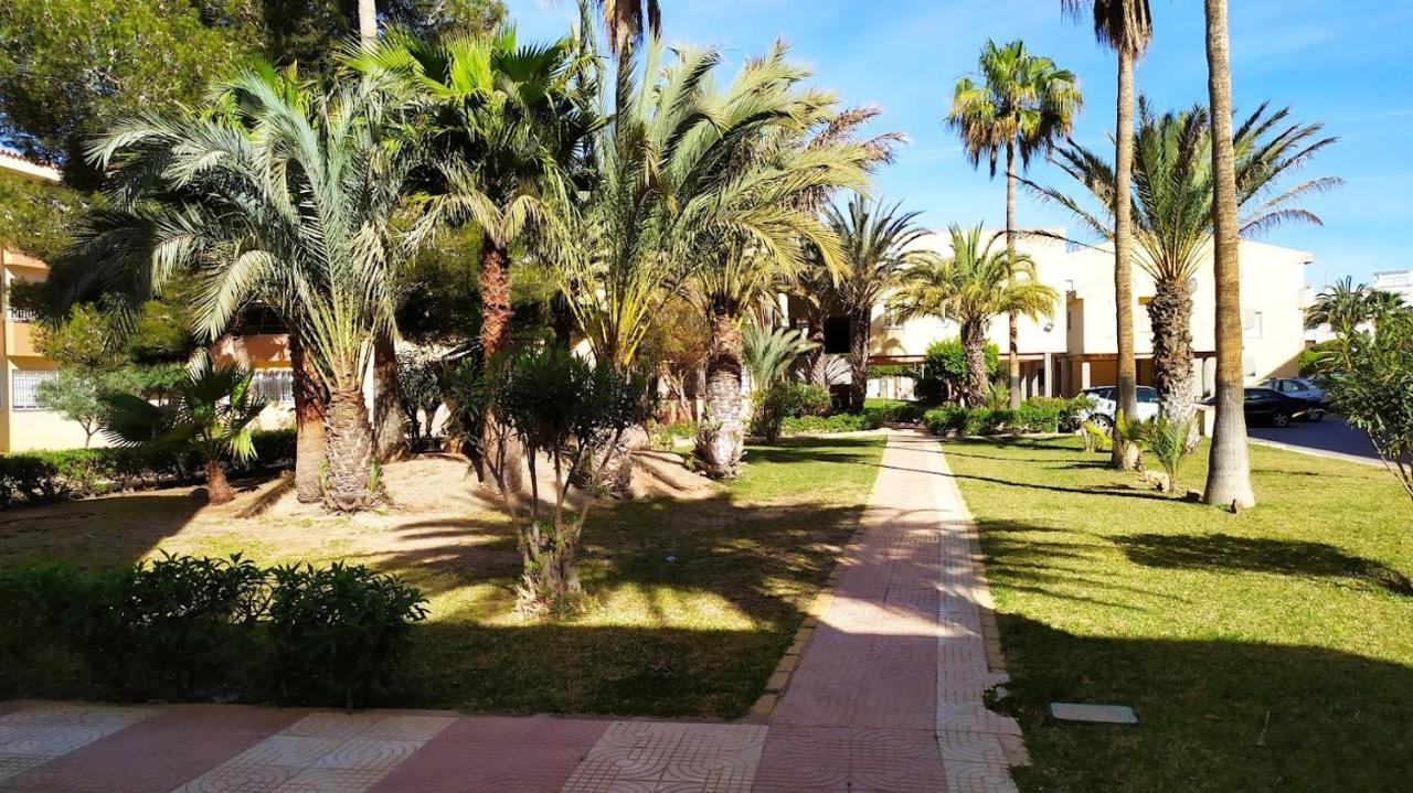 Atractivo Apartamento En La Playa Con Parking Roquetas de Mar Exteriör bild